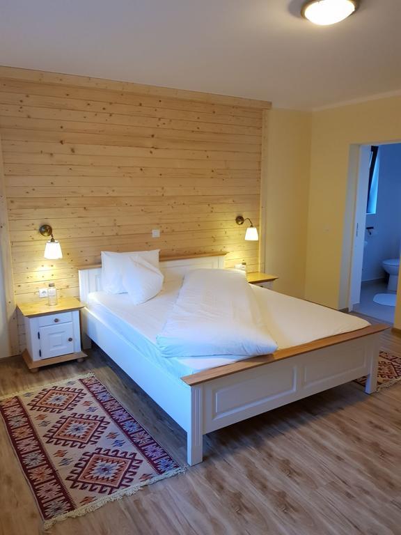 Guest House Carpathia Viseu de Sus Exterior photo